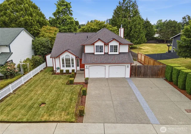 Photo 2 of Single family home for sale at 19022 102nd Avenue Se, Renton, WA 98055 | MLS# NWM2548536 | Listing updated on 2026-09-22