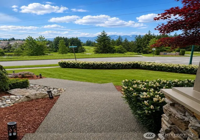 Photo 3 of Single family home for sale at 7041 Eagle Lake Dr SE, Snoqualmie, WA 98065 | MLS# NWM2548547 | Listing updated on 2026-10-02