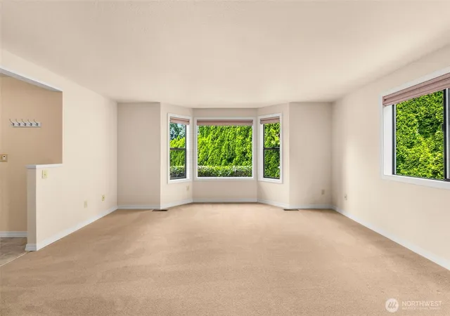 Photo 3 of Sale Pending at 2315 Buckingham Dr SE, Olympia, WA 98501 | MLS# NWM2548552 | Listing updated on 2026-09-25