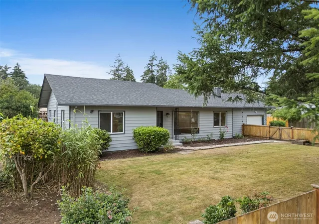 Photo 1 of Sale Pending at 8811 Wildwood Ave Sw, Lakewood, WA 98498 | MLS# NWM2548559 | Listing updated on 2026-09-30
