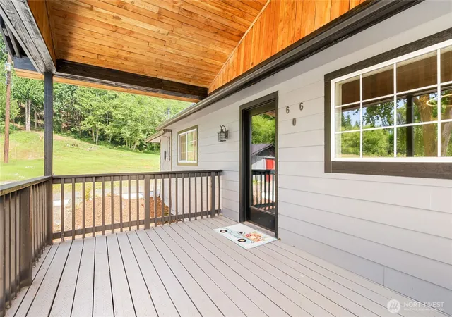 Photo 2 of Contingent at 606 N 5th Street, Elma, WA 98541 | MLS# NWM2548567 | Listing updated on 2026-09-28