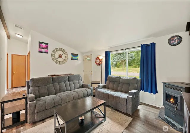 Photo 3 of Manufactured home for sale at 32419 129th Avenue E, Graham, WA 98338 | MLS# NWM2548568 | Listing updated on 2026-09-22