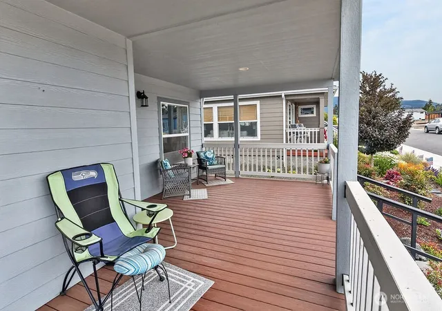 Photo 3 of Manufactured home for sale at 894 N Iris Ave, Sequim, WA 98382 | MLS# NWM2548594 | Listing updated on 2026-09-22