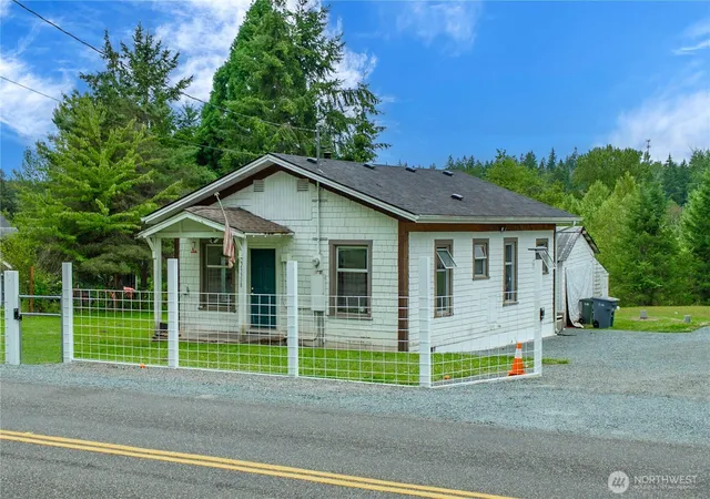 Photo 3 of Single family home for sale at 29308 158th Avenue E, Graham, WA 98338 | MLS# NWM2548607 | Listing updated on 2026-09-22