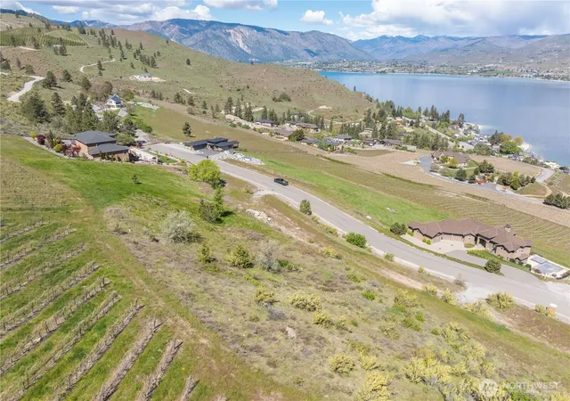 Photo 4 of Land for sale at 306 Clos Chevalle Rd, Chelan, WA 98816 | MLS# NWM2548608 | Listing updated on 2026-09-22