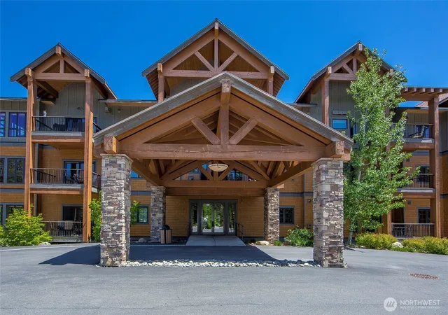 Photo 2 of Condo for sale at 3770 Suncadia Trl #108, Cle Elum, WA 98922 | MLS# NWM2548611 | Listing updated on 2026-09-22