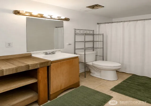 Photo 4 of Single family home for sale at 6214 S Prospect St, Tacoma, WA 98409 | MLS# NWM2548626 | Listing updated on 2026-09-22
