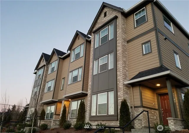 Photo 2 of Townhouse for sale at 11208 19th Drive Se, Everett, WA 98208 | MLS# NWM2548631 | Listing updated on 2026-09-29