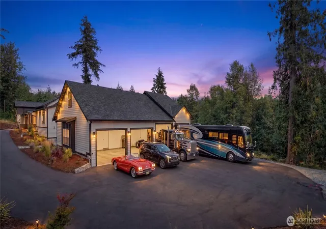 Photo 1 of Single family home for sale at 20225 230th Avenue Se, Maple Valley, WA 98038 | MLS# NWM2548644 | Listing updated on 2026-09-22