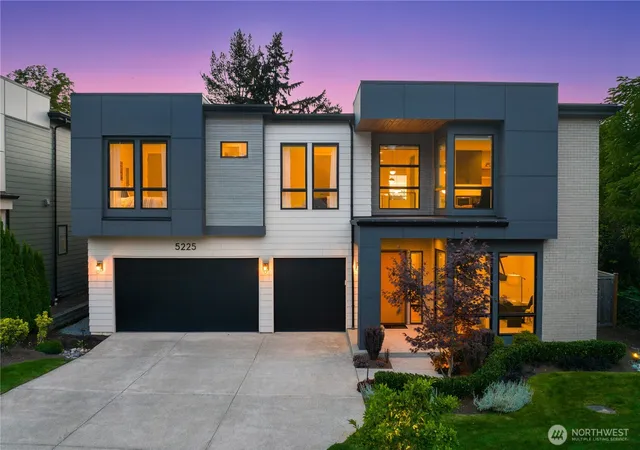 Photo 2 of Single family home for sale at 5225 114th Avenue Ne, Kirkland, WA 98033 | MLS# NWM2548689 | Listing updated on 2026-10-01