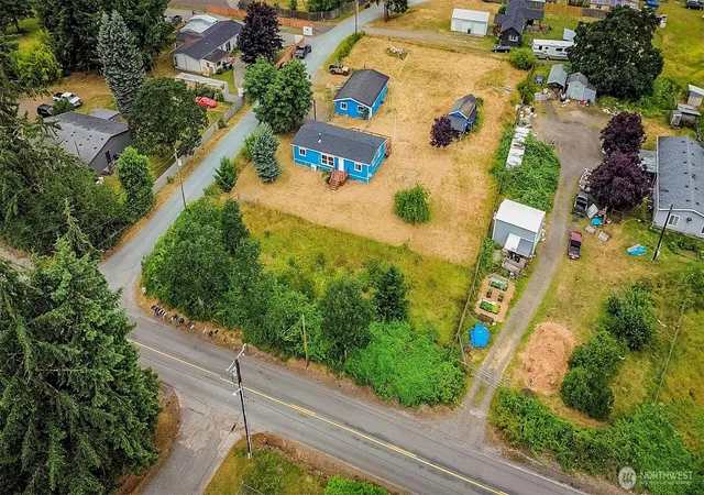 Photo 3 of Manufactured home for sale at 8903 336th Street S, Roy, WA 98580 | MLS# NWM2548692 | Listing updated on 2026-09-22