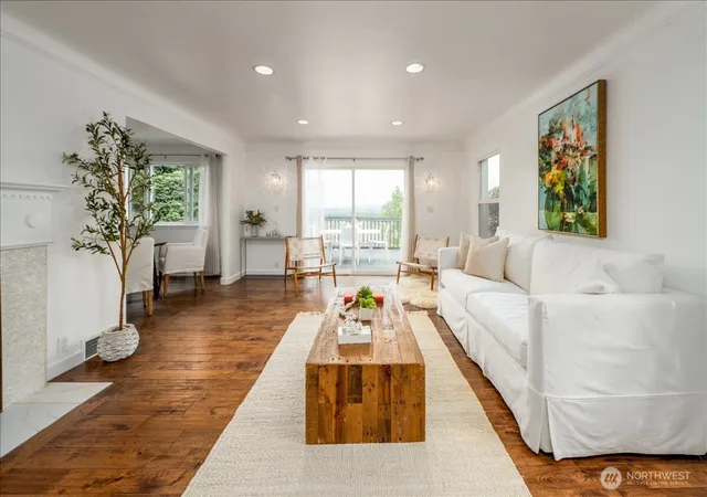 Photo 3 of Single family home for sale at 5018 28th Avenue S, Seattle, WA 98108 | MLS# NWM2548722 | Listing updated on 2026-10-01