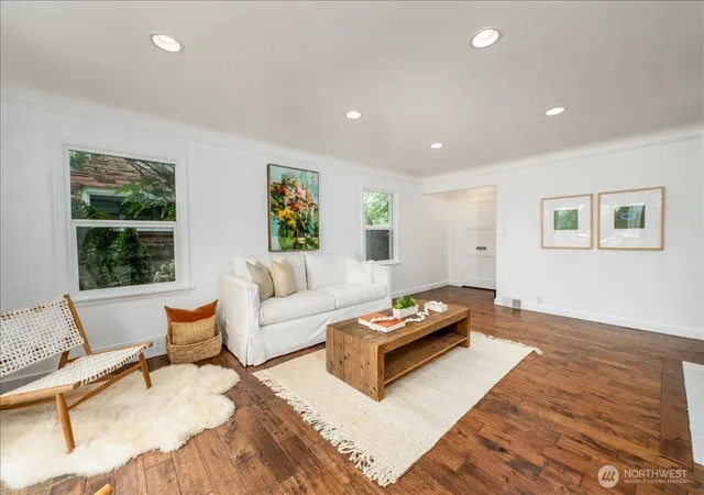 Photo 4 of Single family home for sale at 5018 28th Avenue S, Seattle, WA 98108 | MLS# NWM2548722 | Listing updated on 2026-10-01