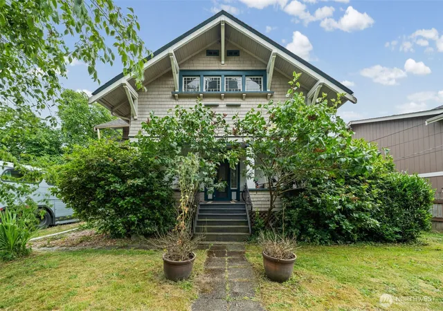Photo 2 of Sale Pending at 4049 S 128th Street, Tukwila, WA 98168 | MLS# NWM2548726 | Listing updated on 2026-09-25
