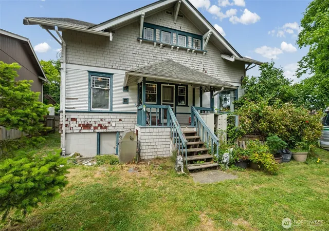 Photo 3 of Sale Pending at 4049 S 128th Street, Tukwila, WA 98168 | MLS# NWM2548726 | Listing updated on 2026-09-25