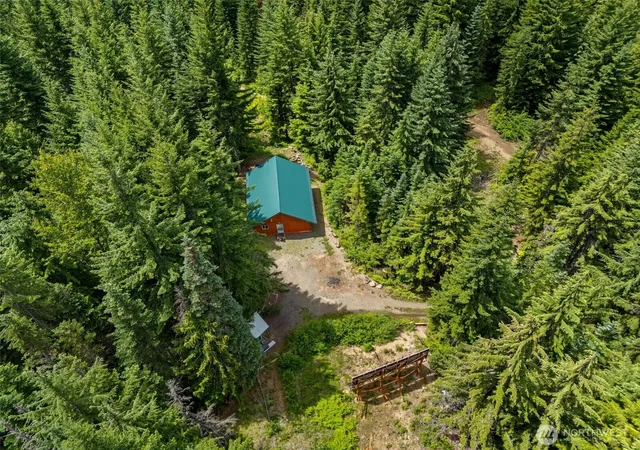 Photo 3 of Single family home for sale at 5001 N Forest Service Rd 4832, Easton, WA 98925 | MLS# NWM2548776 | Listing updated on 2026-09-22
