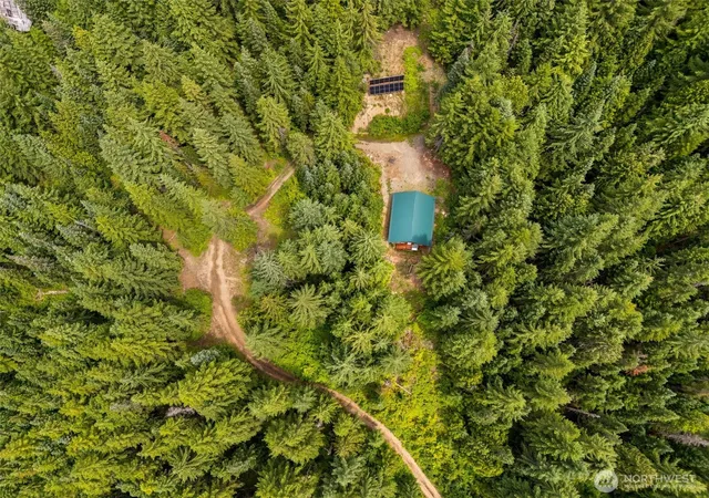 Photo 3 of Single family home for sale at 5001 N Forest Service Rd 4832, Easton, WA 98925 | MLS# NWM2548776 | Listing updated on 2026-09-22