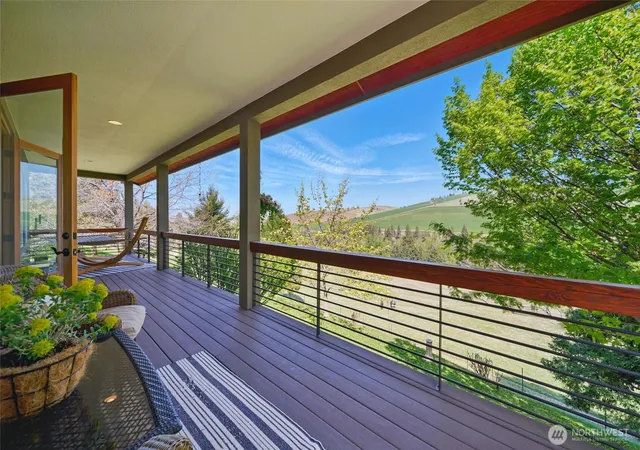 Photo 2 of Single family home for sale at 469 Tag Ln, Walla Walla, WA 99362 | MLS# NWM2548784 | Listing updated on 2026-09-22