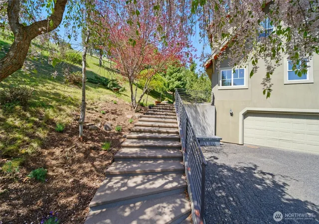 Photo 3 of Single family home for sale at 469 Tag Ln, Walla Walla, WA 99362 | MLS# NWM2548784 | Listing updated on 2026-09-22