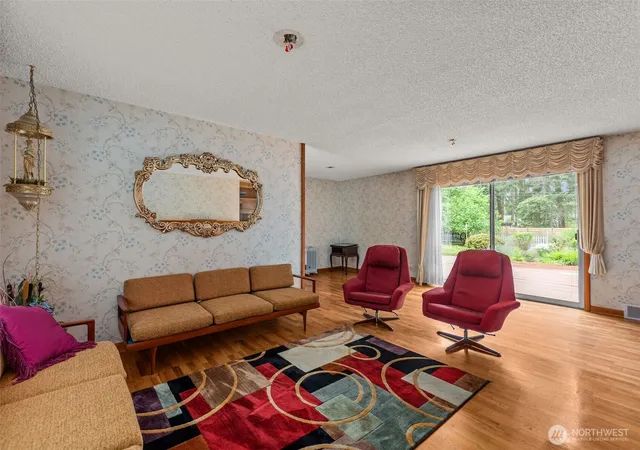 Photo 2 of Single family home for sale at 6353 School St Sw, Lakewood, WA 98499 | MLS# NWM2548819 | Listing updated on 2026-09-22