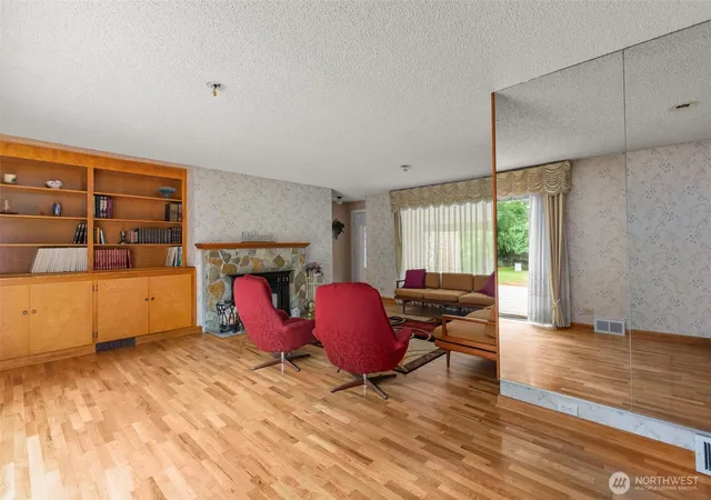 Photo 4 of Single family home for sale at 6353 School St SW, Lakewood, WA 98499 | MLS# NWM2548819 | Listing updated on 2026-09-22