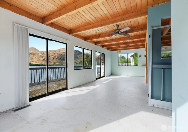 Photo 2 of Single family home for sale at 513 Riverview Dr, Orondo, WA 98843 | MLS# NWM2548841 | Listing updated on 2026-09-22