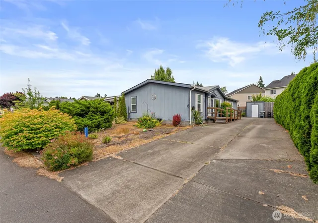 Photo 3 of Manufactured home for sale at 5252 52nd Lane Se, Lacey, WA 98503 | MLS# NWM2548872 | Listing updated on 2026-09-22