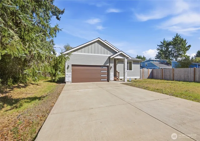 Photo 3 of Single family home for sale at 508 Makah Ave SE, Ocean Shores, WA 98569 | MLS# NWM2548888 | Listing updated on 2026-09-25
