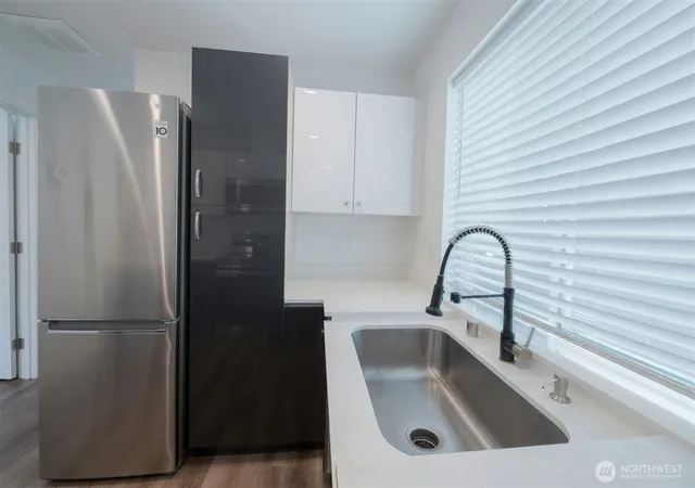 Photo 4 of Condo for sale at 890 Magellan Ave NE #5, Ocean Shores, WA 98569 | MLS# NWM2548909 | Listing updated on 2026-09-27