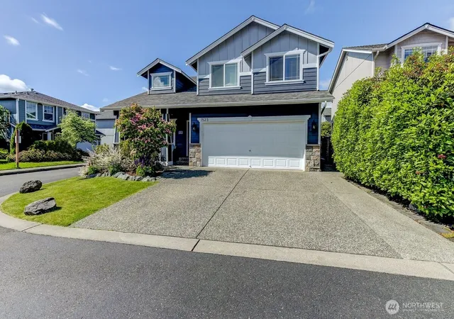 Photo 2 of Single family home for sale at 1523 151st Street Sw, Lynnwood, WA 98087 | MLS# NWM2548954 | Listing updated on 2026-09-25