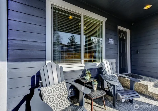 Photo 3 of Single family home for sale at 1523 151st Street SW, Lynnwood, WA 98087 | MLS# NWM2548954 | Listing updated on 2026-09-25