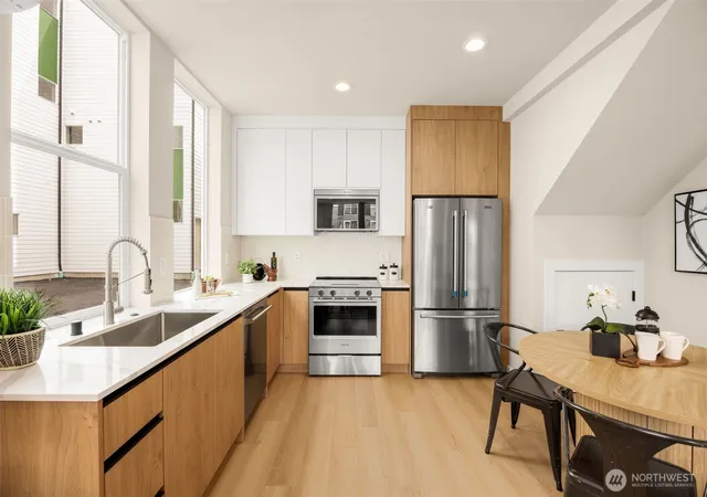 Photo 2 of Townhouse for sale at 906 B 28th Ave S, Seattle, WA 98144 | MLS# NWM2548957 | Listing updated on 2026-10-02