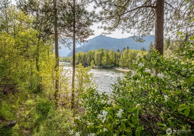 Photo 4 of Single family home for sale at 9696 E Leavenworth Rd, Leavenworth, WA 98826 | MLS# NWM2548961 | Listing updated on 2026-09-23