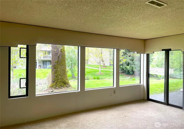 Photo 2 of Condo for sale at 1101 Bellefield Park Ln #1103, Bellevue, WA 98004 | MLS# NWM2548998 | Listing updated on 2026-10-02