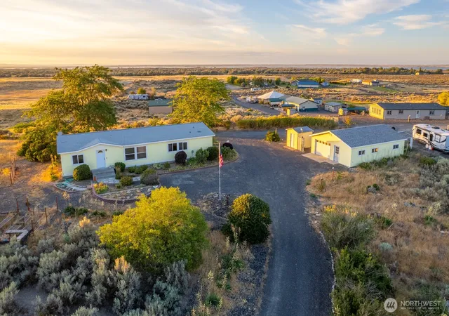 Manufactured home for sale at 5486 Rd 8.3 SE, Othello, WA 99344 | MLS# NWM2549013