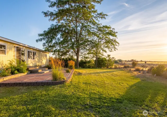Photo 3 of Manufactured home for sale at 5486 Rd 83 SE, Othello, WA 99344 | MLS# NWM2549013 | Listing updated on 2026-09-26