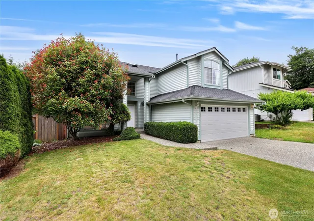 Photo 2 of Single family home for sale at 7015 76th Drive Ne, Marysville, WA 98270 | MLS# NWM2549061 | Listing updated on 2026-09-22