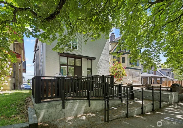 Photo 1 of Sale Pending at 4714 17th Avenue Ne, Seattle, WA 98105 | MLS# NWM2549082 | Listing updated on 2026-09-25