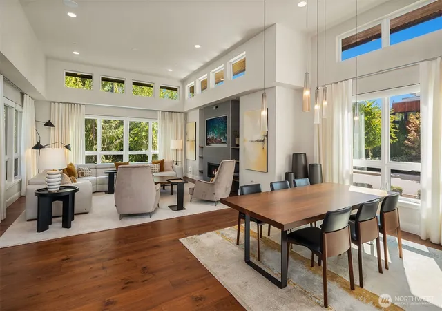 Photo 3 of Single family home for sale at 8270 SE 31st Street, Mercer Island, WA 98040 | MLS# NWM2549087 | Listing updated on 2026-10-02