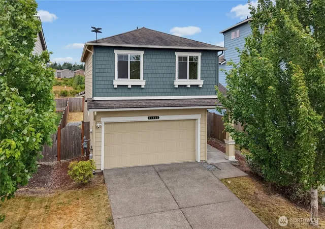 Photo 2 of Single family home for sale at 11602 189th Street E, Puyallup, WA 98374 | MLS# NWM2549113 | Listing updated on 2026-10-01