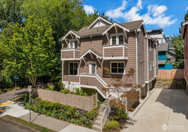 Photo 1 of Townhouse for sale at 4720 Interlake Ave N, Seattle, WA 98103 | MLS# NWM2549165 | Listing updated on 2026-09-23