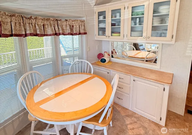 Photo 4 of Manufactured home for sale at 5001 Bay Rd #E45, Blaine, WA 98230 | MLS# NWM2549170 | Listing updated on 2026-09-22