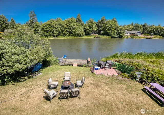 Photo 4 of Condo for sale at 992 Point Brown Ave SE #2, Ocean Shores, WA 98569 | MLS# NWM2549173 | Listing updated on 2026-09-22
