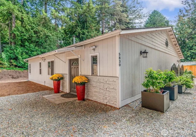 Photo 1 of Condo for sale at 5830 115th Place Ne, Kirkland, WA 98033 | MLS# NWM2549184 | Listing updated on 2026-09-30