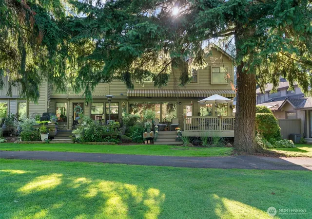 Photo 3 of Townhouse for sale at 16968 65th Lane Ne, Kenmore, WA 98028 | MLS# NWM2549201 | Listing updated on 2026-09-26