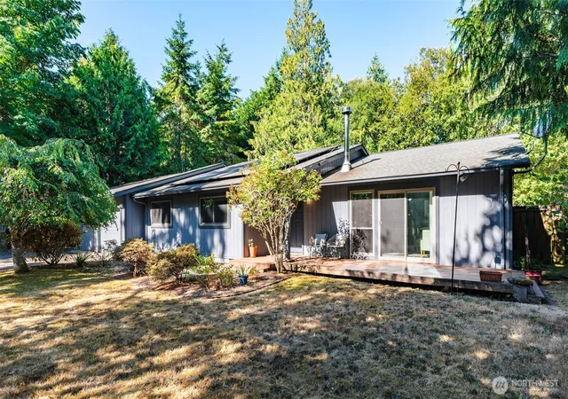 Single family home for sale at 231 Resolute Ln, Port Ludlow, WA 98365 | MLS# NWM2549221