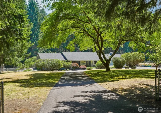 Photo 1 of Single family home for sale at 884 Kamus Pl, Fox Island, WA 98333 | MLS# NWM2549235 | Listing updated on 2026-09-27