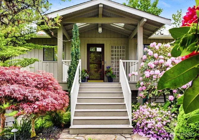Photo 1 of Sale Pending at 4731 Ne 201st Place, Lake Forest Park, WA 98155 | MLS# NWM2549299 | Listing updated on 2026-09-23