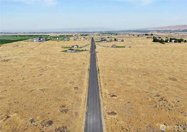 Photo 4 of Land for sale at 0 Parcel No 315209000, Ephrata, WA 98823 | MLS# NWM2549345 | Listing updated on 2026-09-22