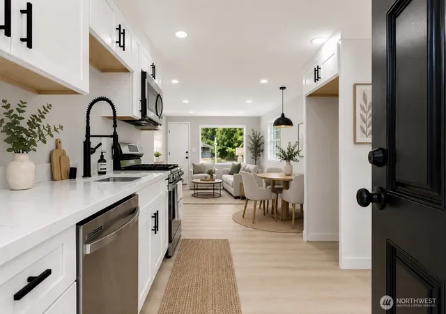 Photo 3 of Single family home for sale at 14402 Washington Ave Sw #4, Lakewood, WA 98498 | MLS# NWM2549347 | Listing updated on 2026-09-22